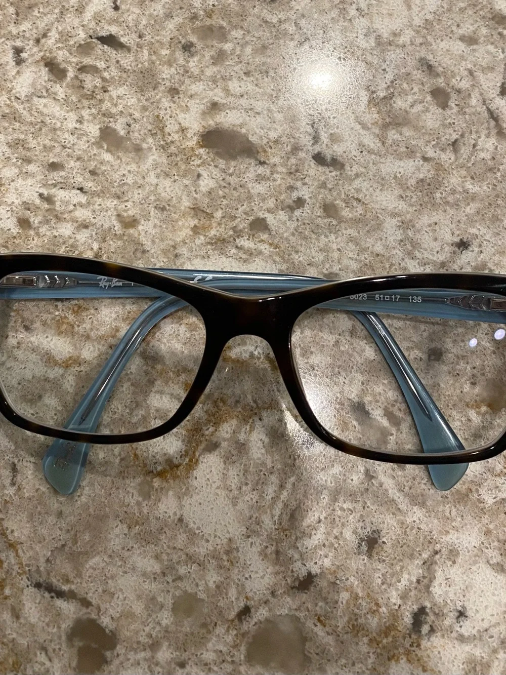 Ray-Ban bundle of four pairs with two cases